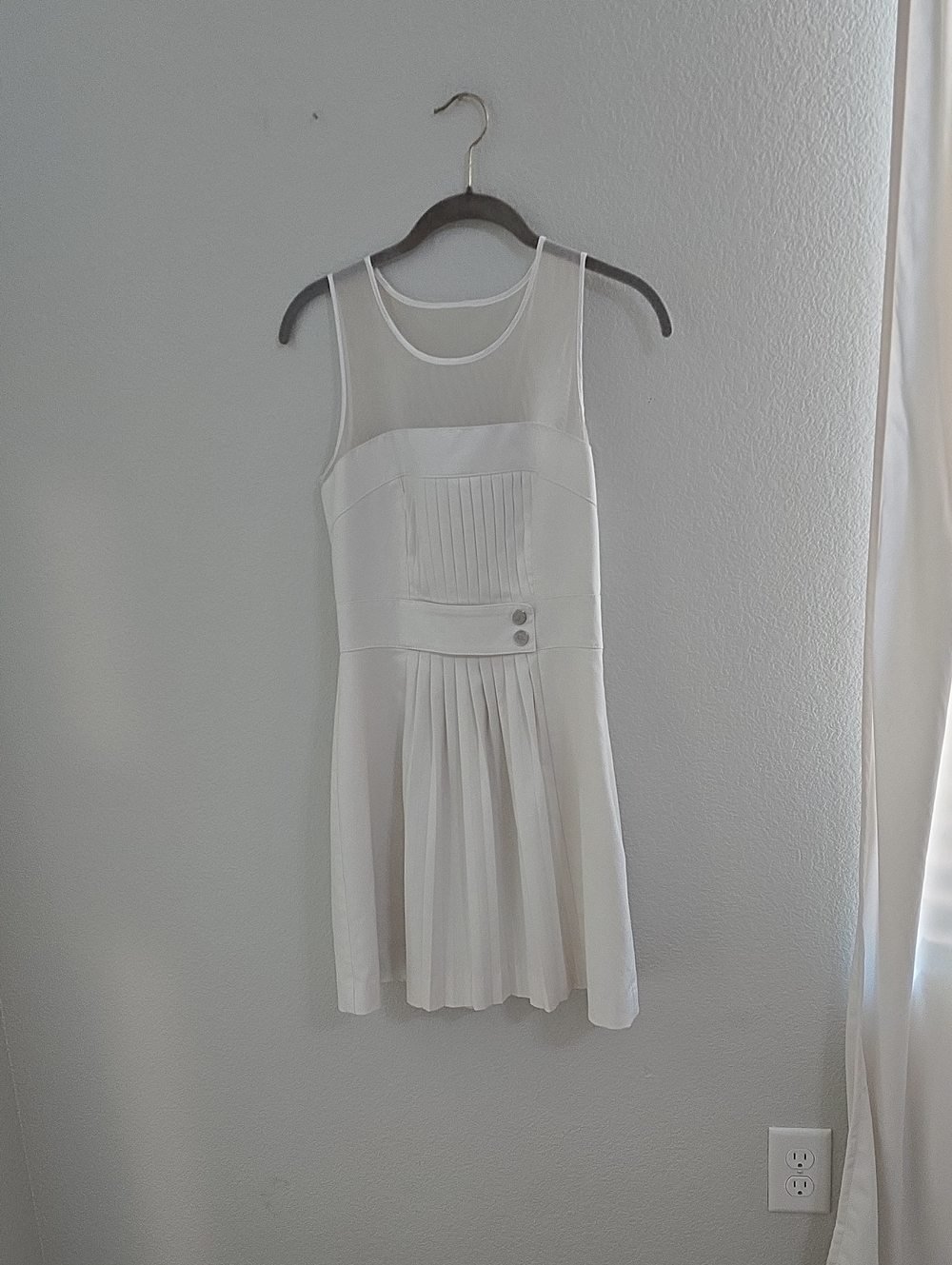 bebe White Sleeveless Pleated Fit-and-Flare Dress